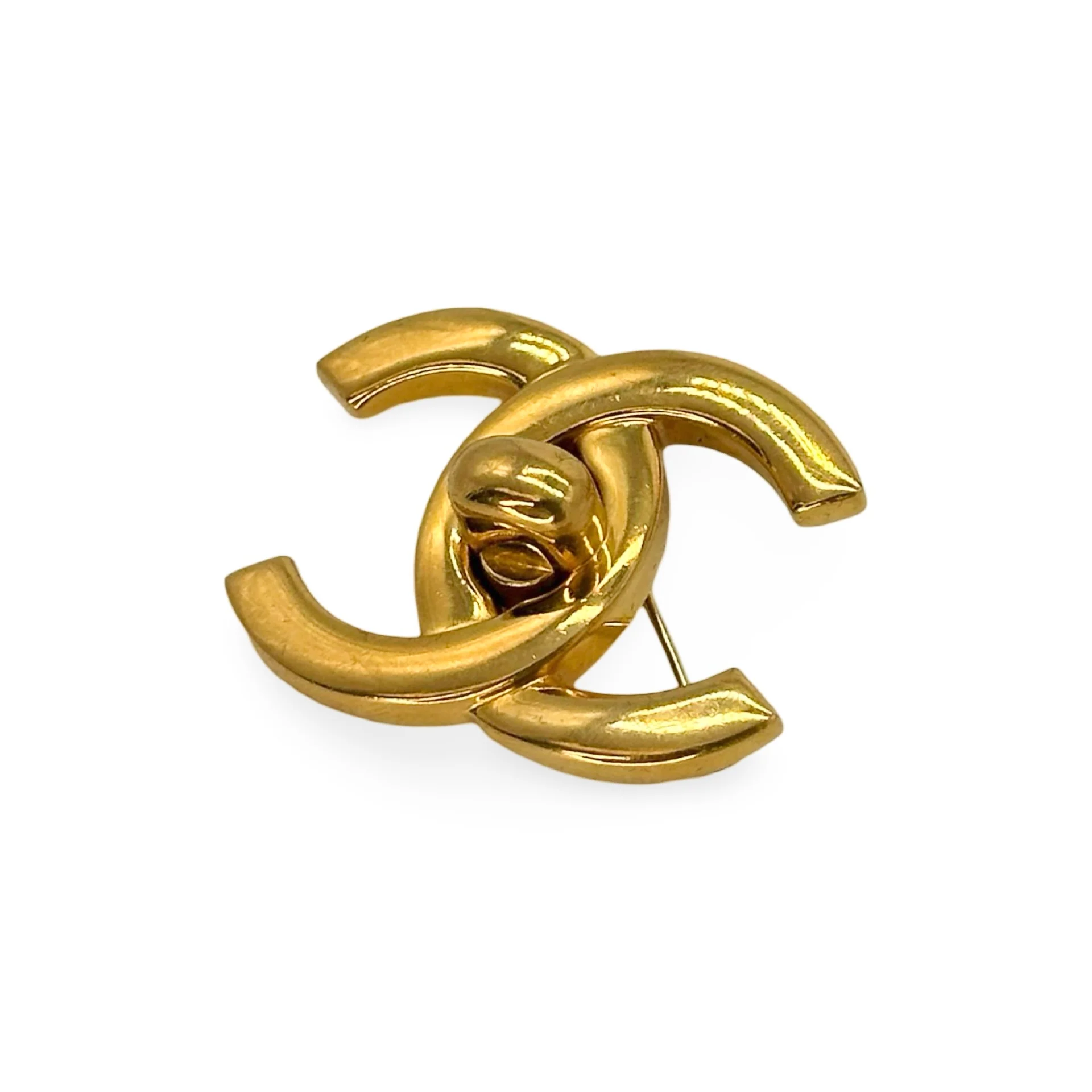 CC Turnlock Brooch - Image 3