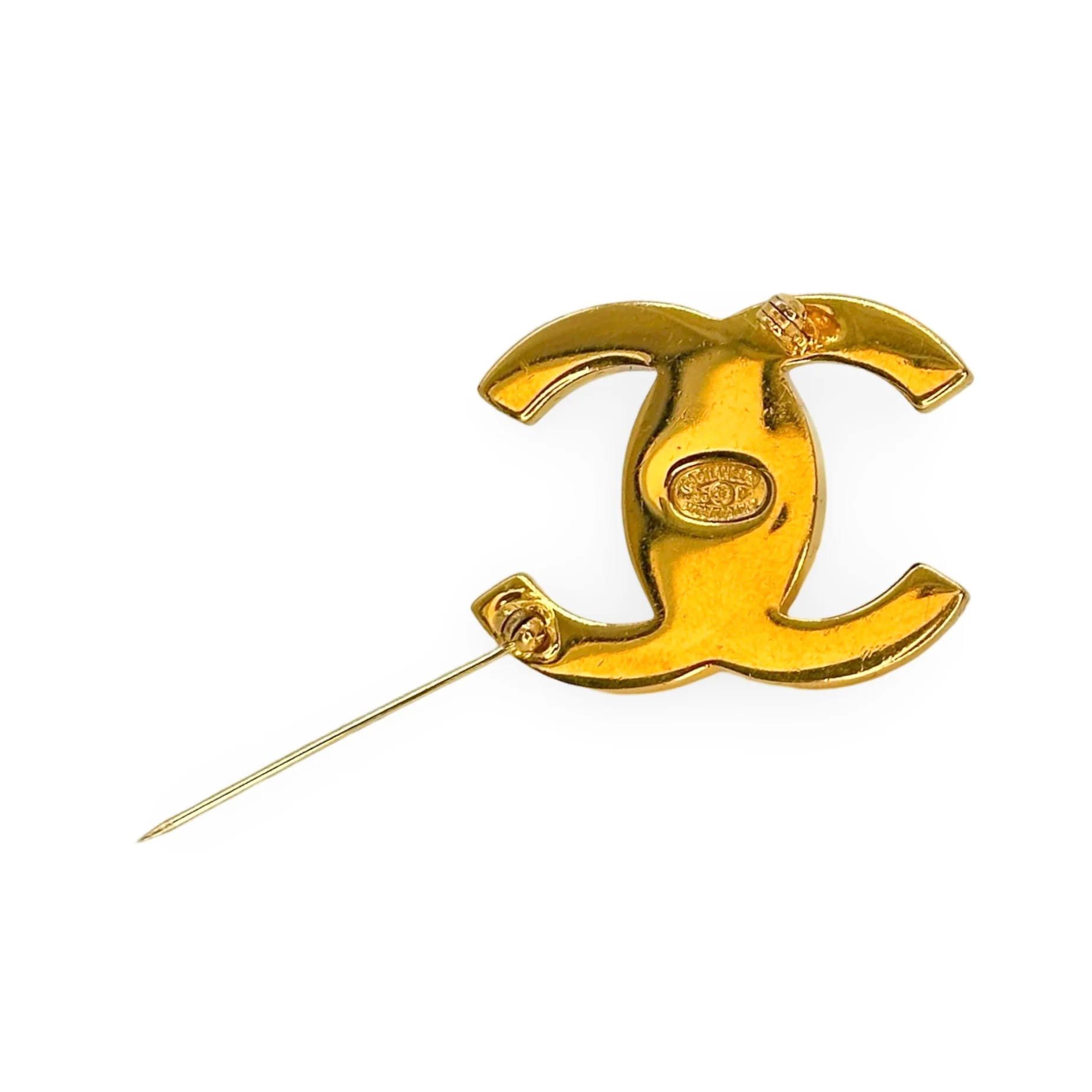 CC Turnlock Brooch - Image 4