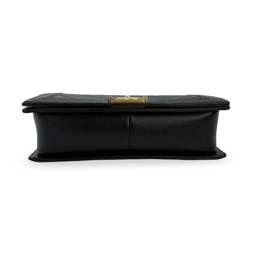 Chevron Quilted Caviar New Medium Boy Bag - Image 4
