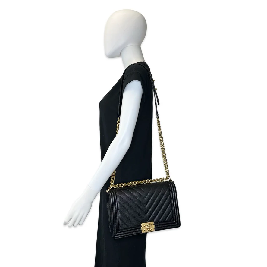 Chevron Quilted Caviar New Medium Boy Bag - Image 7
