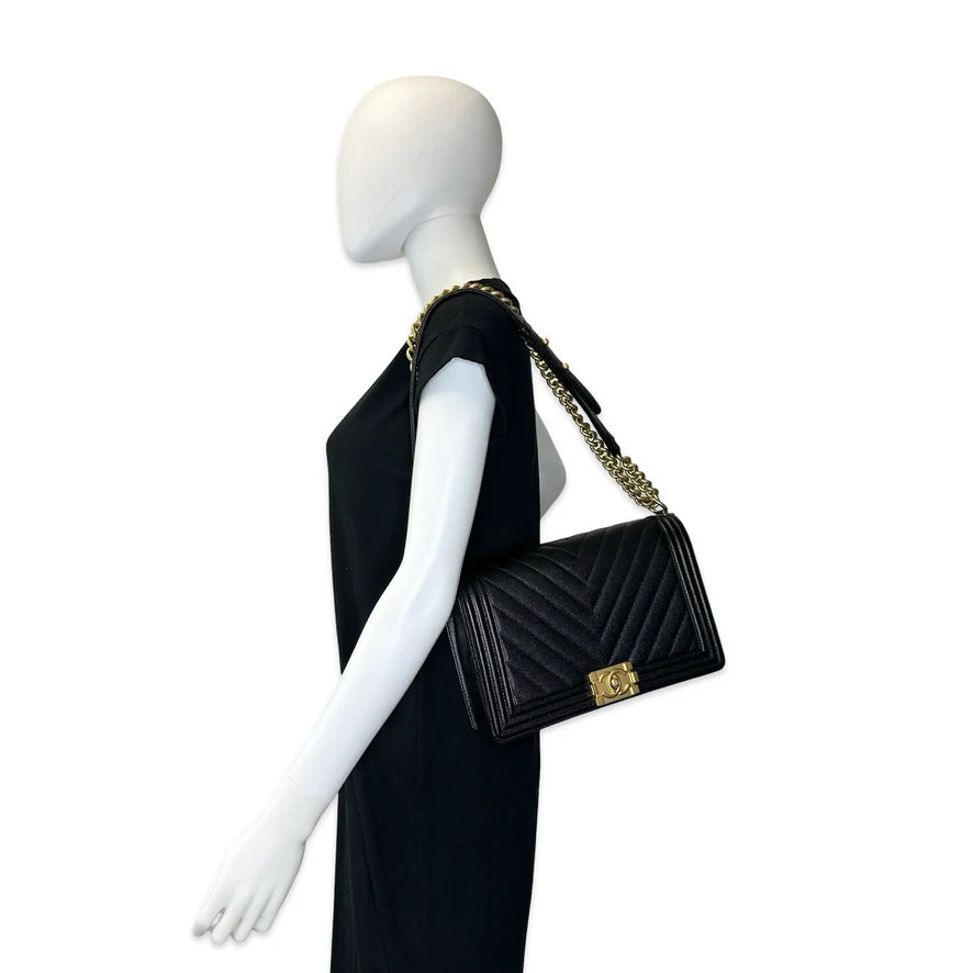 Chevron Quilted Caviar New Medium Boy Bag - Image 8